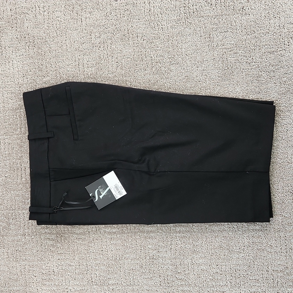 Simply Vera Verawang Black Trouser Shorts, Size 2